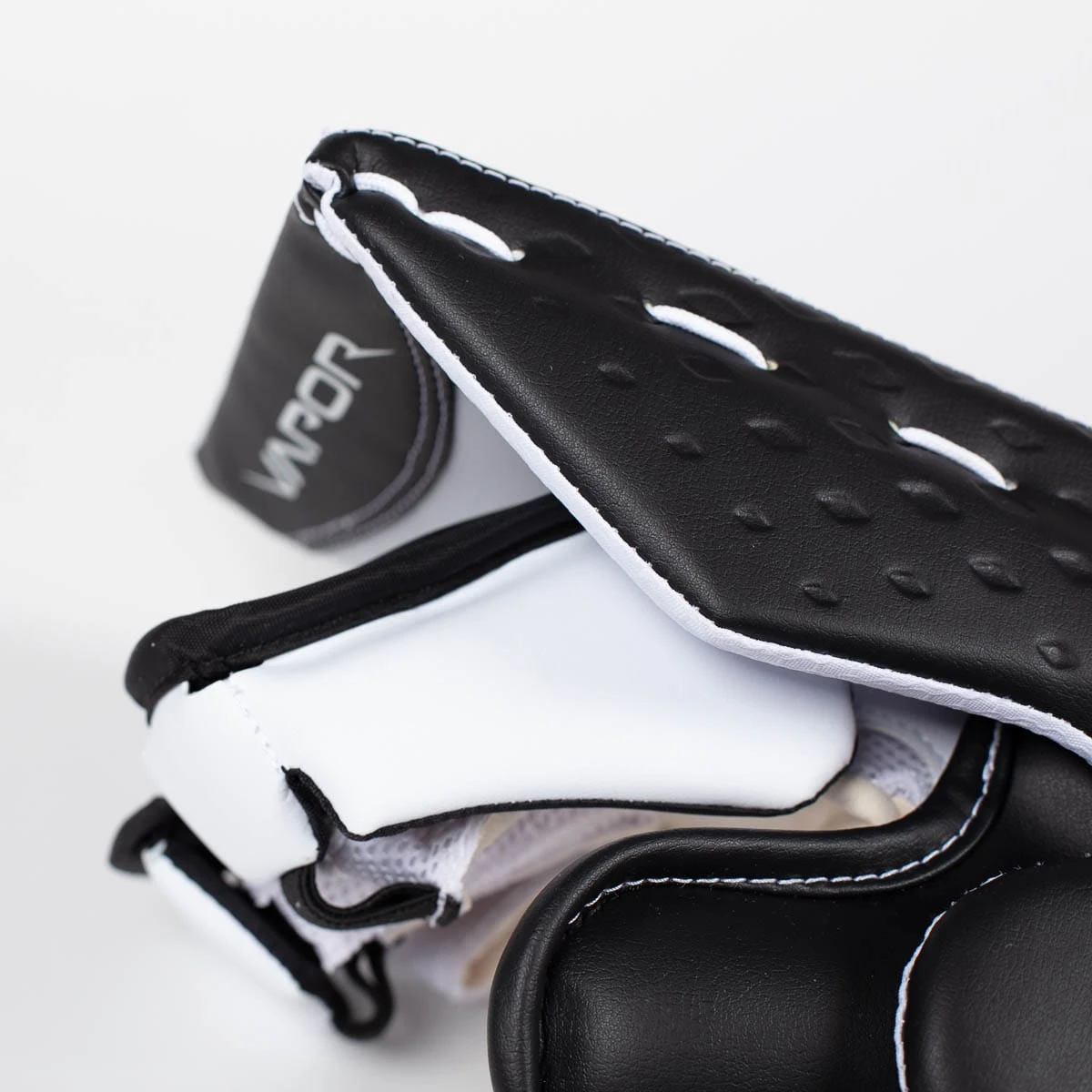 Bauer Vapor 2X Senior Goalie Blocker - Image 8