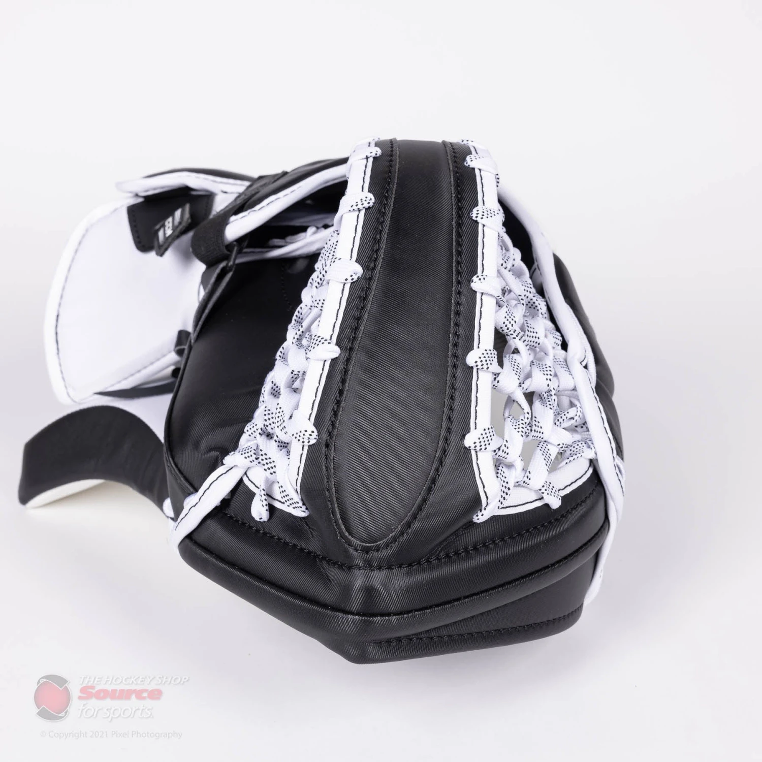 CCM Extreme Flex E5.9 Intermediate Goalie Catcher - Source Exclusive - Image 5