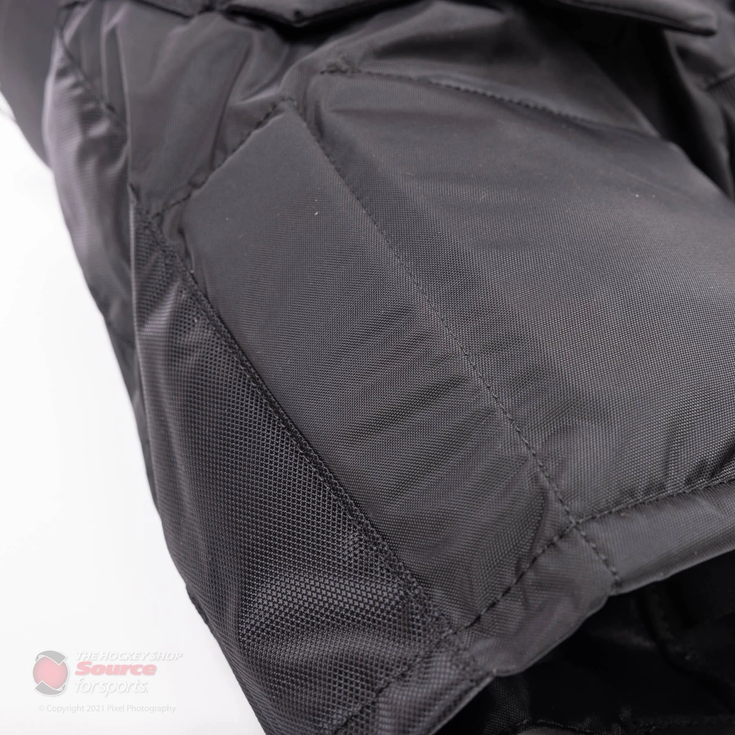 CCM 1.5 Junior Goalie Pants - Image 4