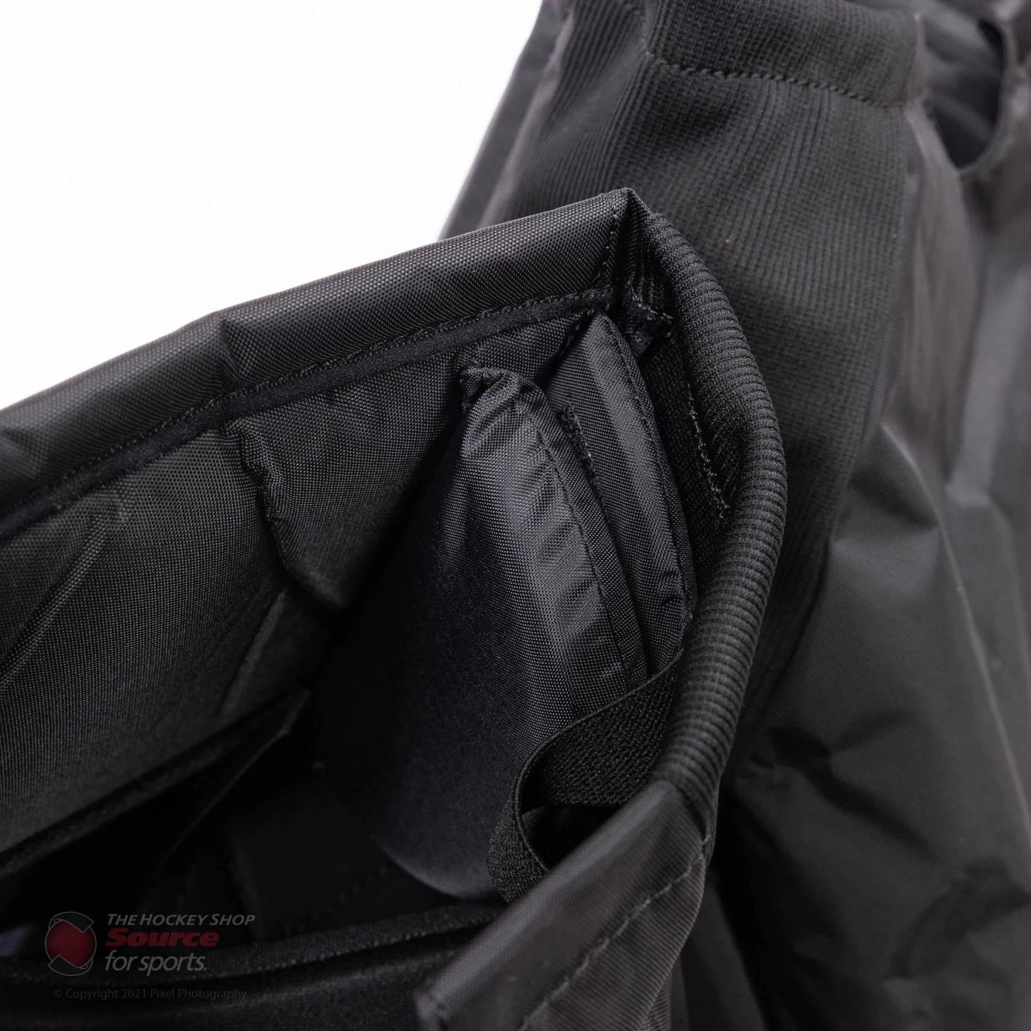 CCM 1.5 Junior Goalie Pants - Image 11