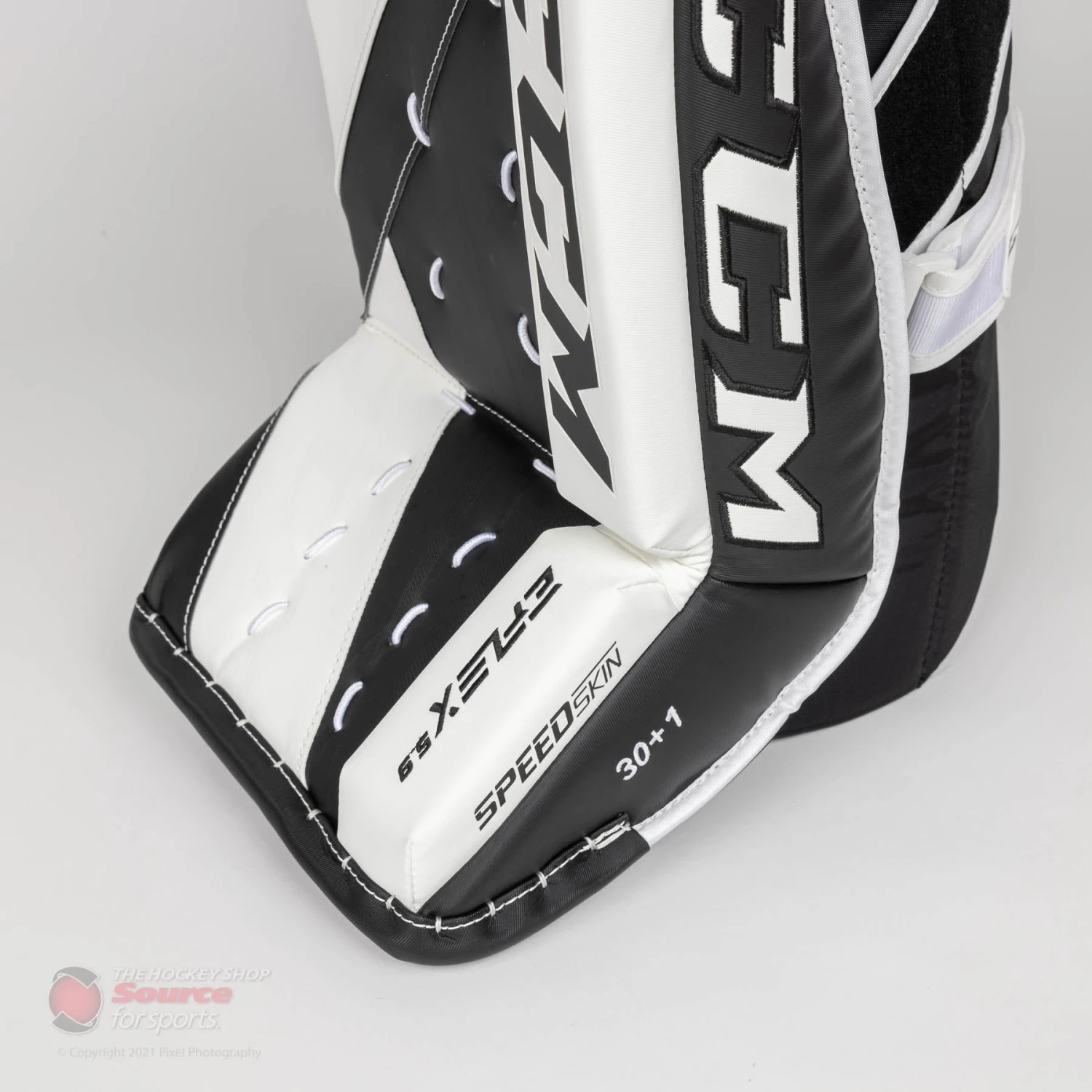 CCM Extreme Flex E5.9 Intermediate Goalie Leg Pads - Source Exclusive - Image 5