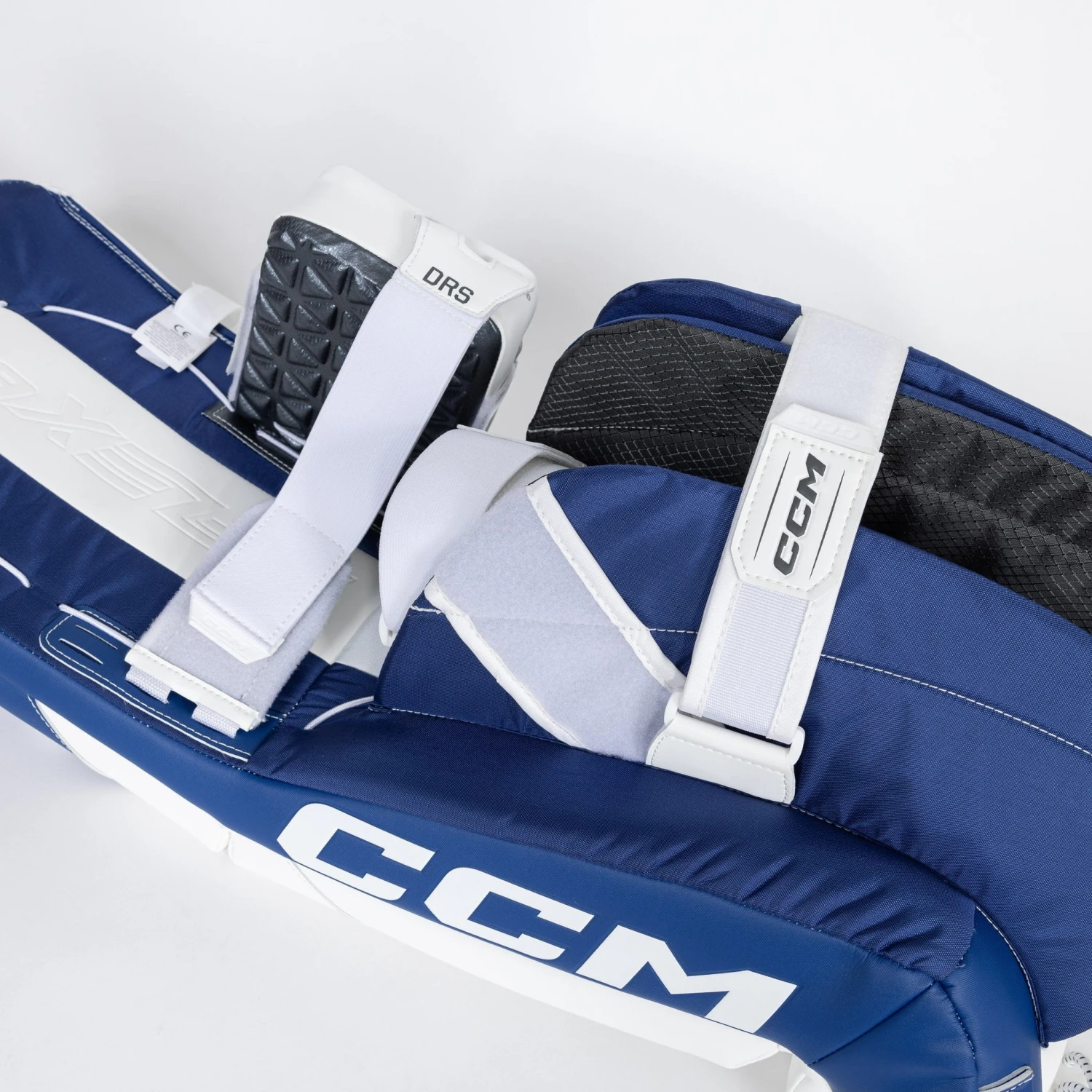 CCM Extreme Flex E6.9 Senior Goalie Leg Pads - Image 7