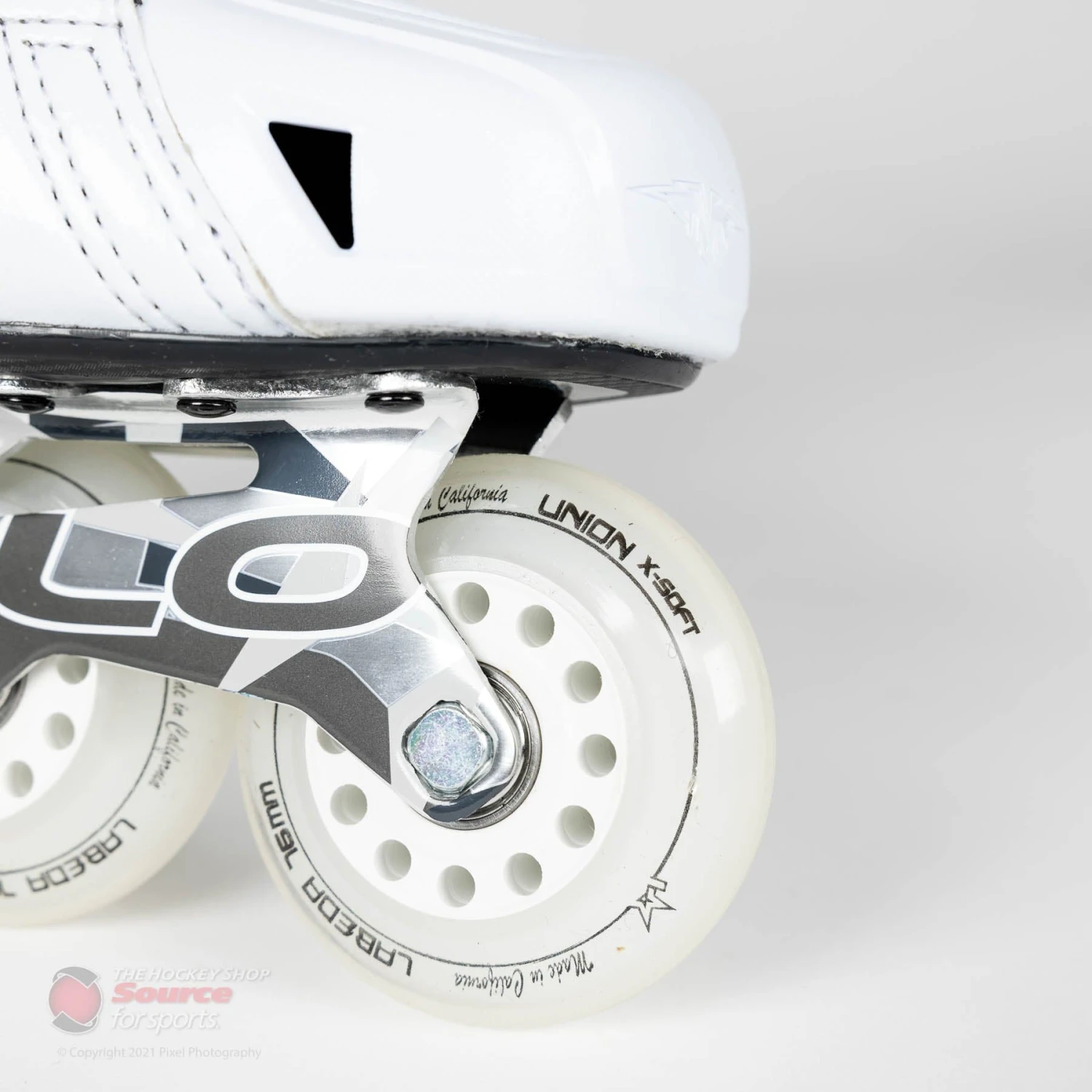 Mission Inhaler WM03 Junior Roller Hockey Skates - Image 11