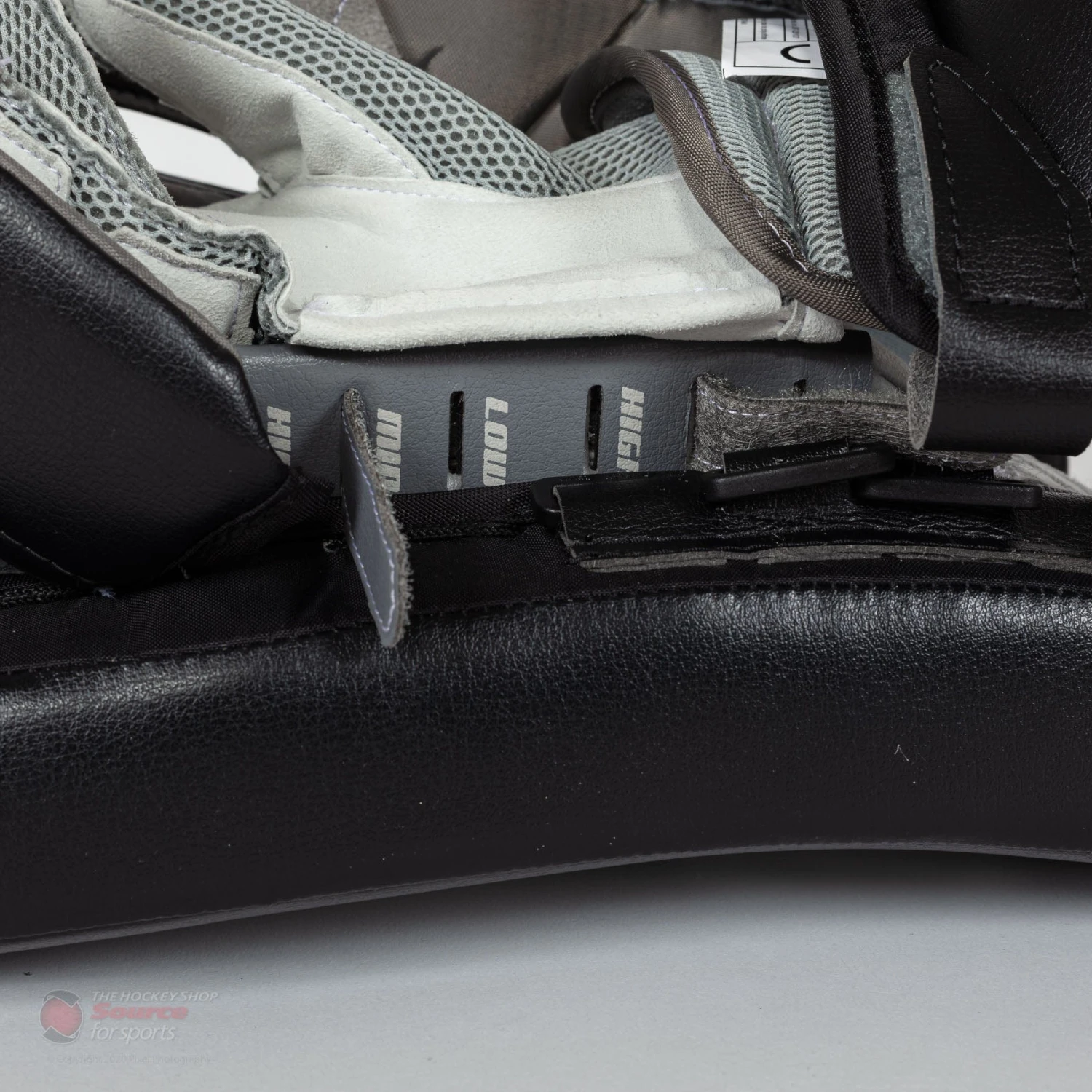 Warrior Ritual G5 Pro Senior Goalie Blocker - Image 11