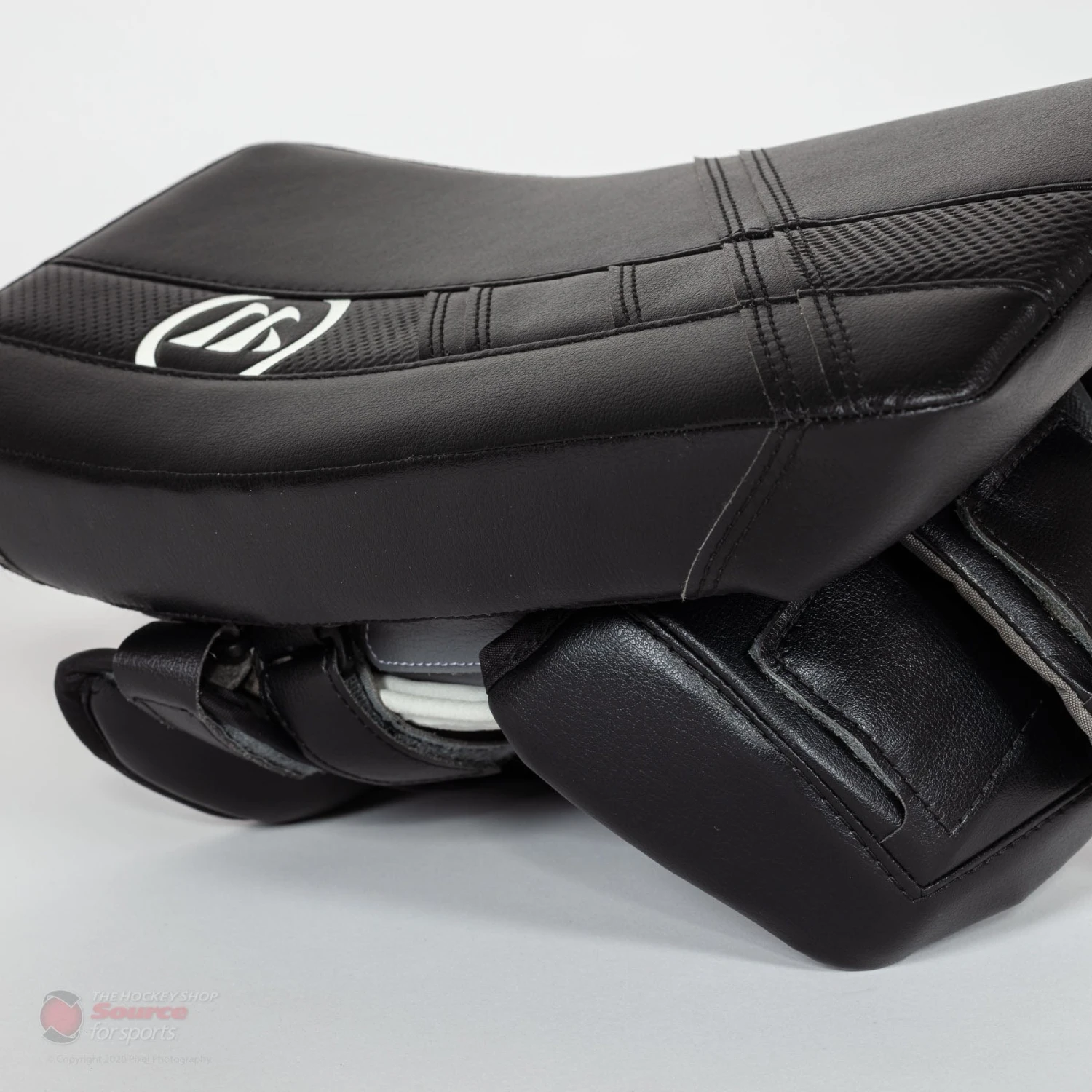 Warrior Ritual G5 Pro Senior Goalie Blocker - Image 3