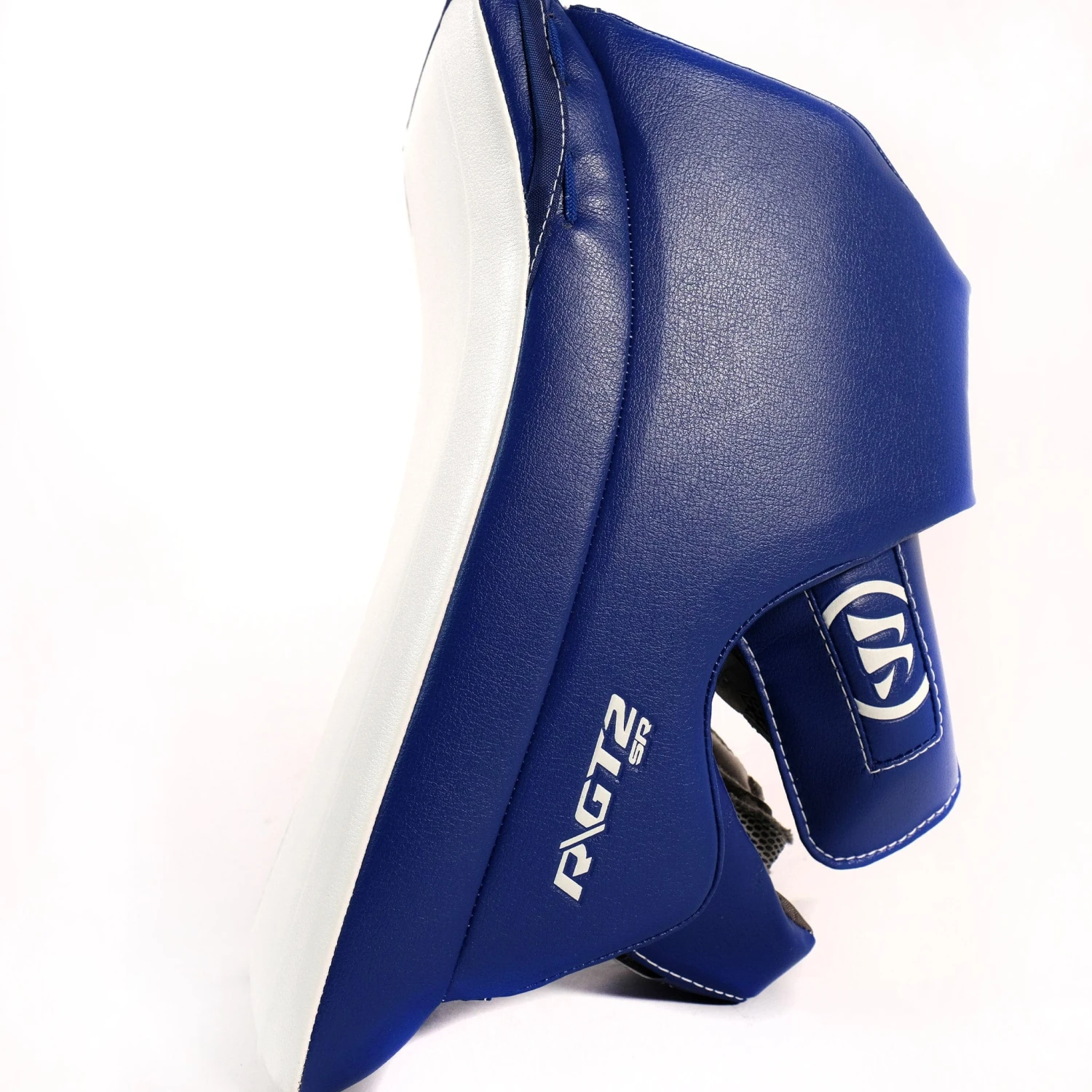 Warrior Ritual GT2 Classic Senior Goalie Blocker - Image 8