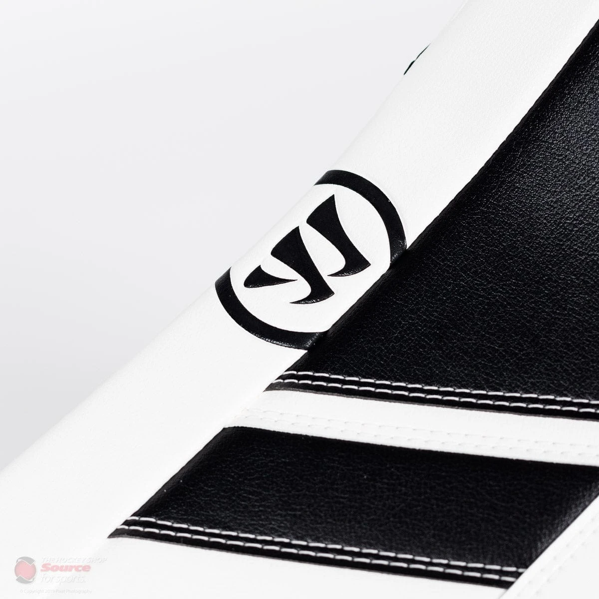 Warrior Ritual GT2 Senior Goalie Blocker - Image 2